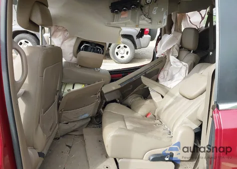 2016 Chrysler Town & Country Touring L from USA, damaged, VIN 2C4RC1CG0GR253123